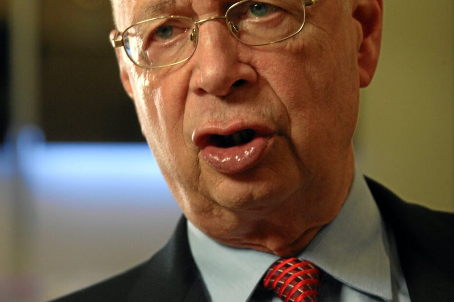 Klaus Schwab