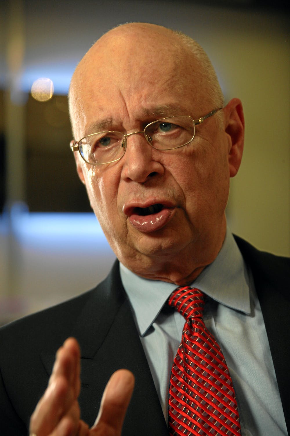 Klaus Schwab